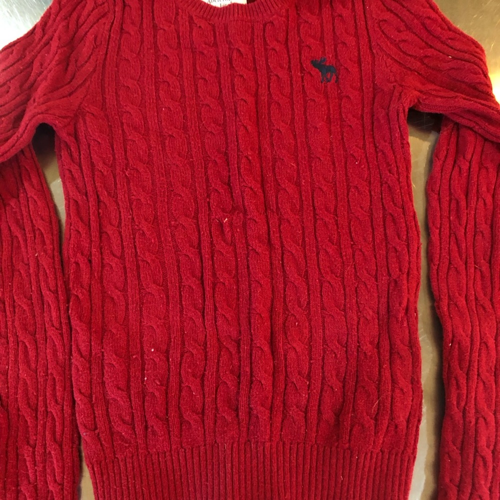 Abercrombie and Fitch red Cableknit sweater size M